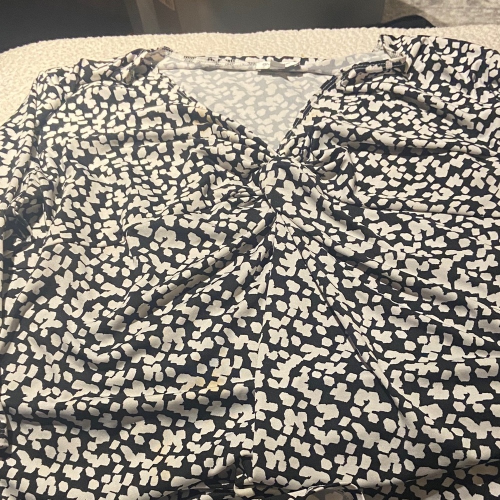 Avenue Monochrome Patterned Top